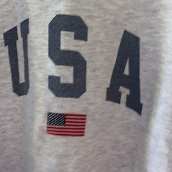 Cropped darling USA light sweatshirt. - Picture 2 of 4
